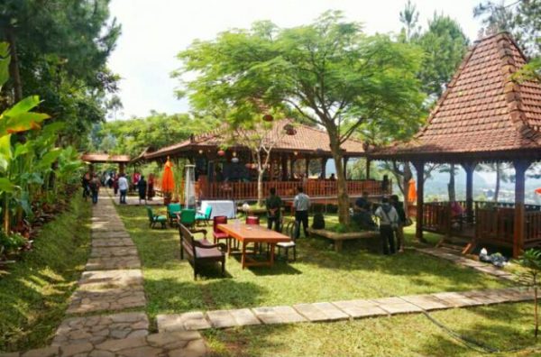 Ini Tempat Makan di Bandung Cocok Bersama Keluarga