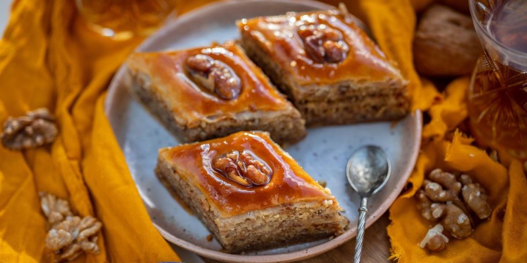 Resep Basbousa, Kue Khas Timur Tengah Dengan Manis yang Memikat