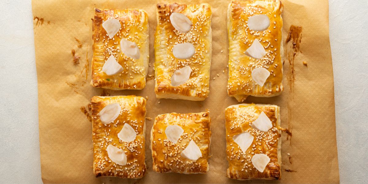 Cara Membuat Resep Puff Pastry Cookies Renyah Dengan Topping Almond