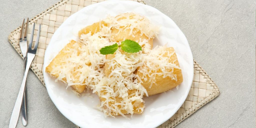 Resep Singkong Goreng Gurih dan Crispy Dengan Taburan Keju Parut