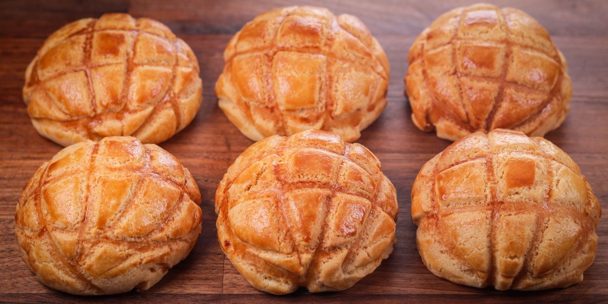 Cara Membuat Resep Bolo Bun Dengan Isian Lembut Gurih dan Lapisan Luar Crispy