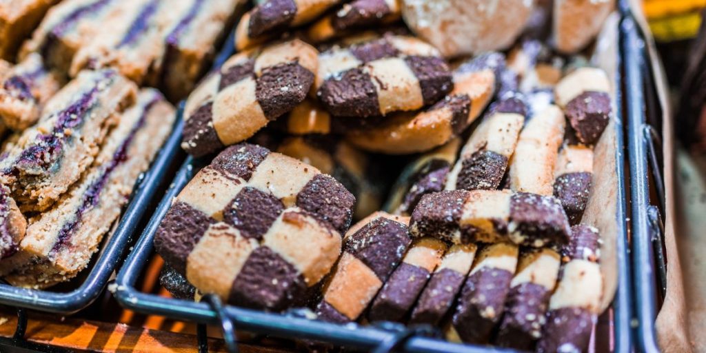 Resep Checkerboard Cookies Alias Kue Mirip Papan Catur, Penasaran Cara Bikinnya?