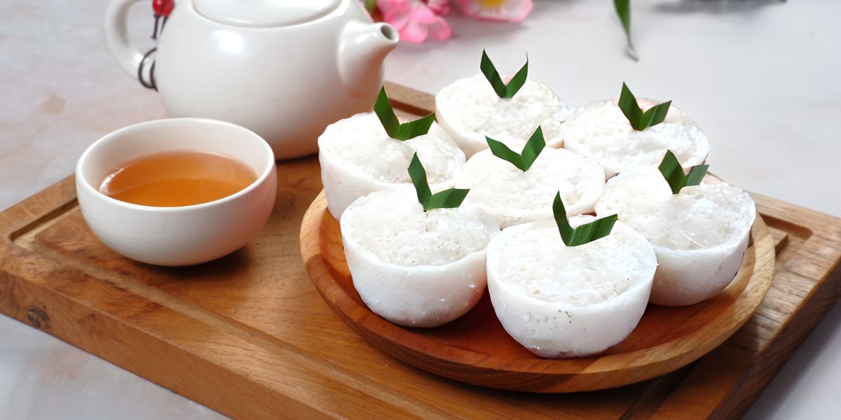 Cara Membuat Resep Kue Apem Cukit Lembut Dengan Saus Gula Merah Kental