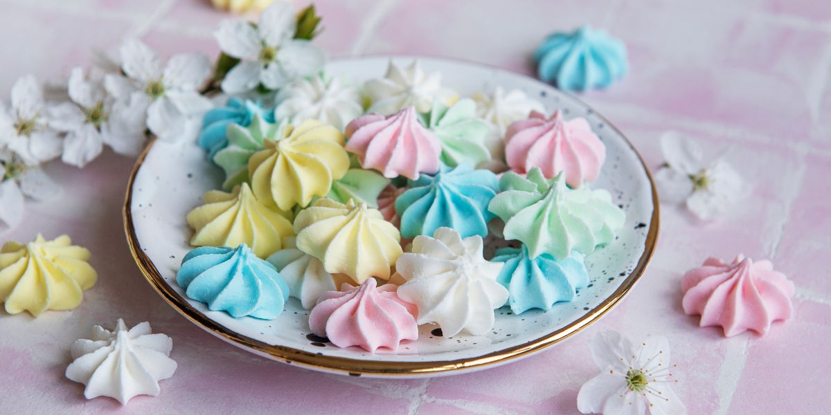 Sisa Putih Telur Masih Banyak Bikin Resep Meringue Cookies Aja di Rumah