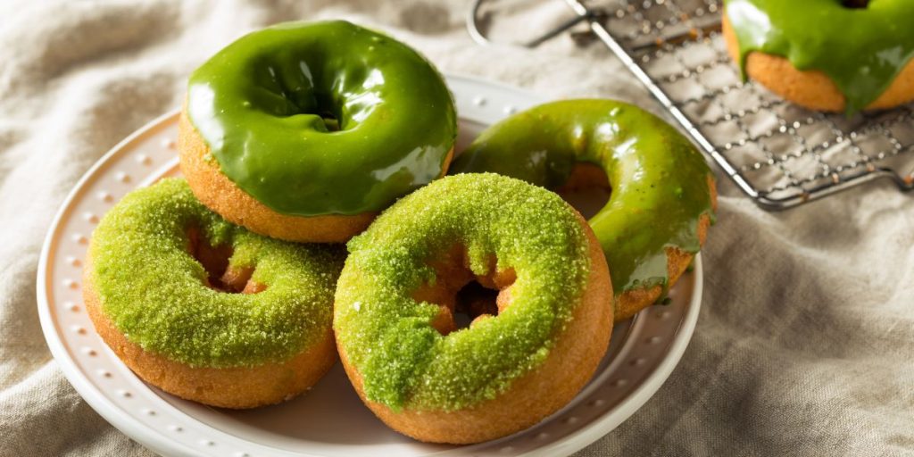 Cara Membuat Resep Donat Matcha Ala Cafe yang Harumnya Tahan Lama