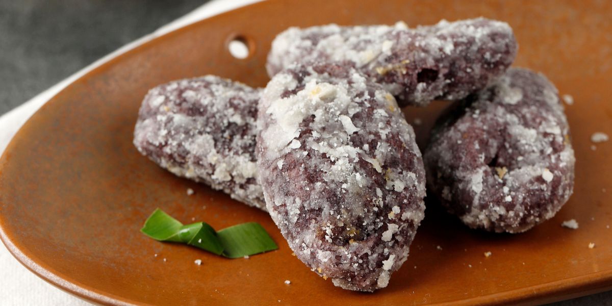 Cara Membuat Resep Gemblong Ketan Hitam Berbalut Gula Putih, Tertarik Coba