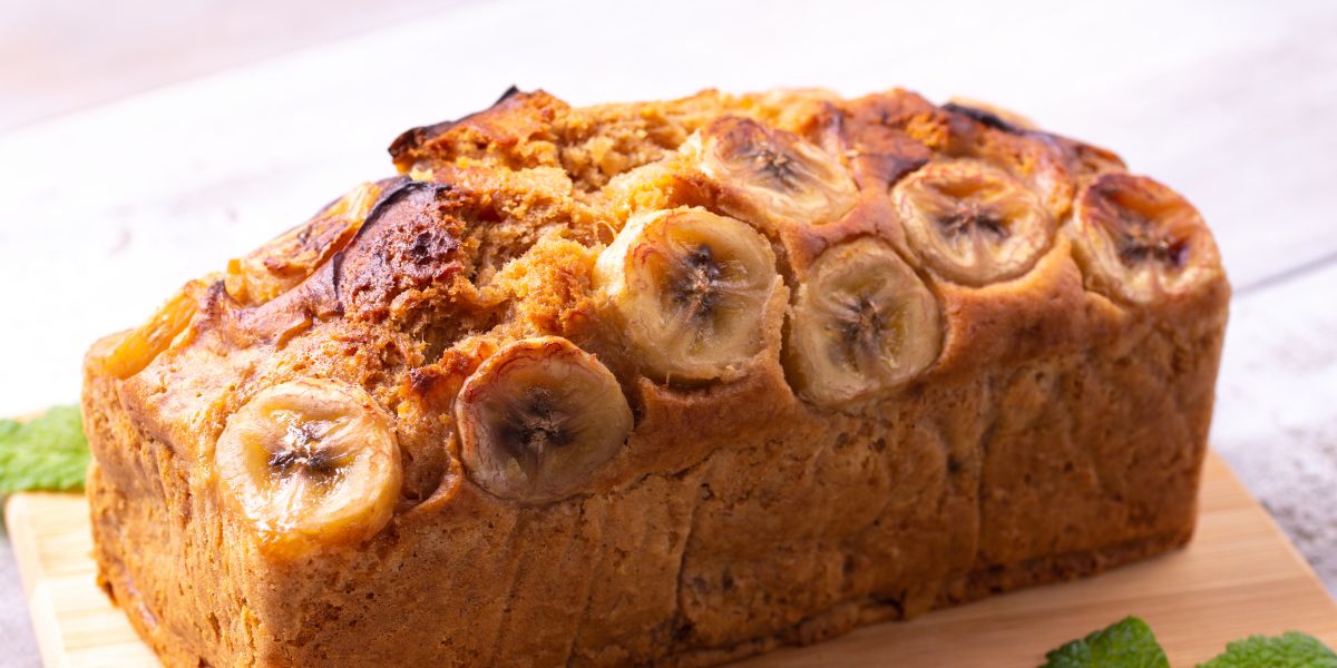 Cara Membuat Resep Honey Banana Cake, Perpaduan Pisang & Madunya Pas