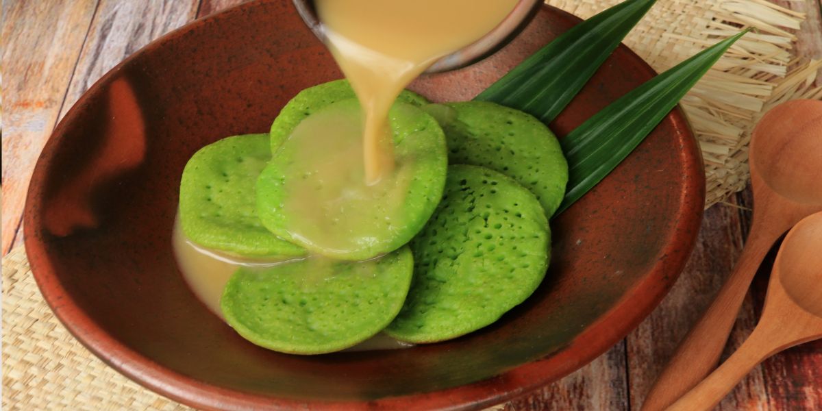 Resep Serabi Pandan Hijau Lengkap Dengan Kuah Kinca Dijamin Legit