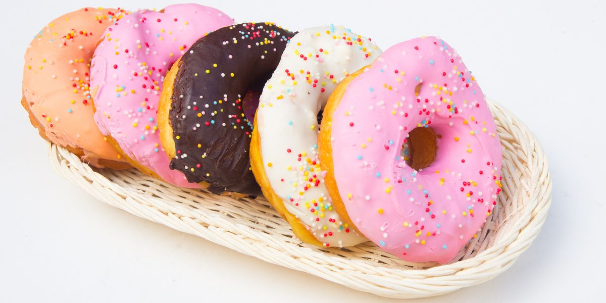 Cara Membuat Resep Donat Strawberry Homemade Untuk Jualan Biar Laku Keras