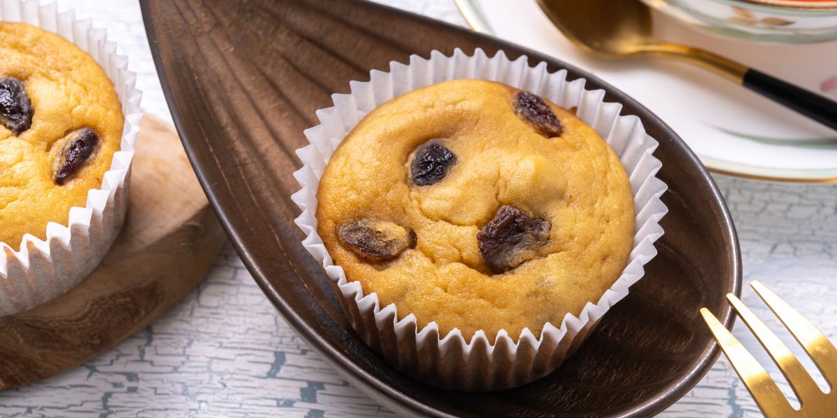Cara Membuat Resep Kue Toloba Asal Makassar Topping Kismis dan Kenari