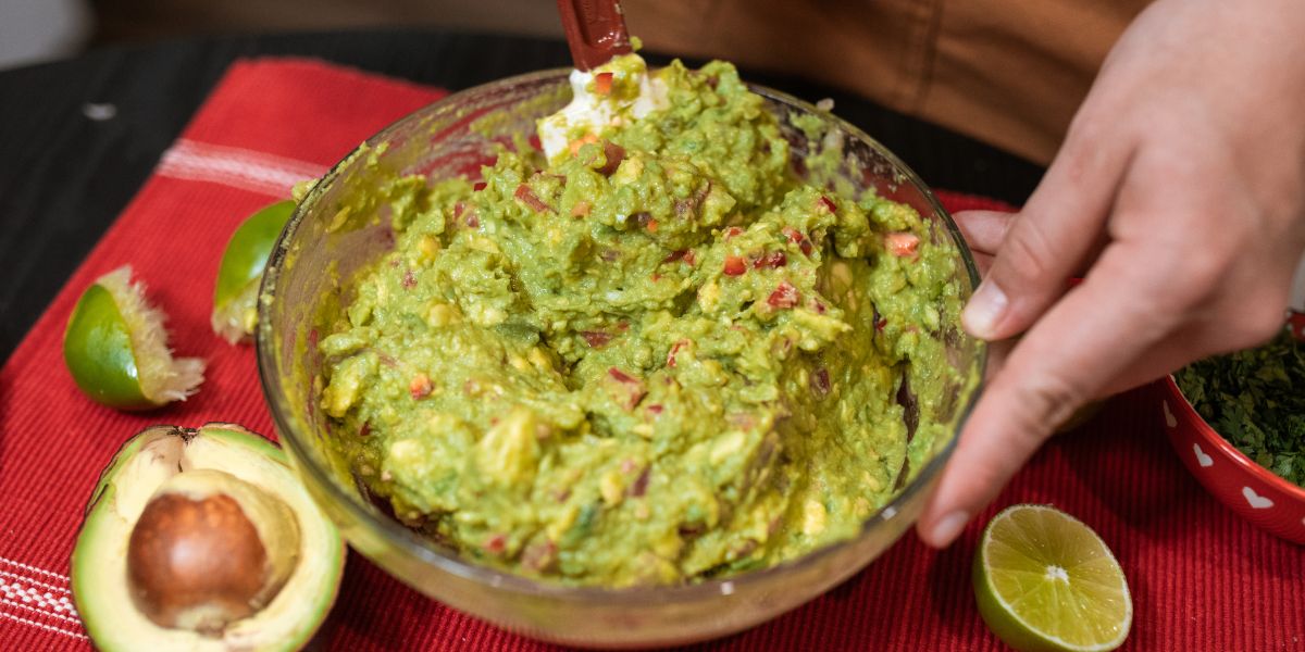 Cara Membuat Resep Guacamole Khas Meksiko, Saus Sehat Sekaligus Mewah