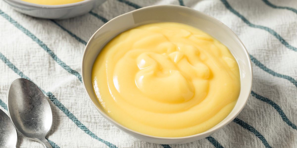 Cara Membuat Resep Vanilla Custard Cream Homemade Untuk Isian & Topping