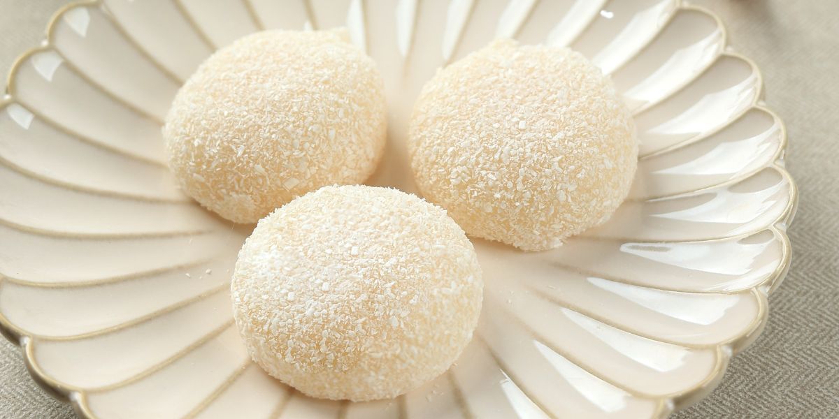 Cara Membuat Resep Nuomici, Mochi Berbalut Kelapa Parut Isi Kacang Tanah