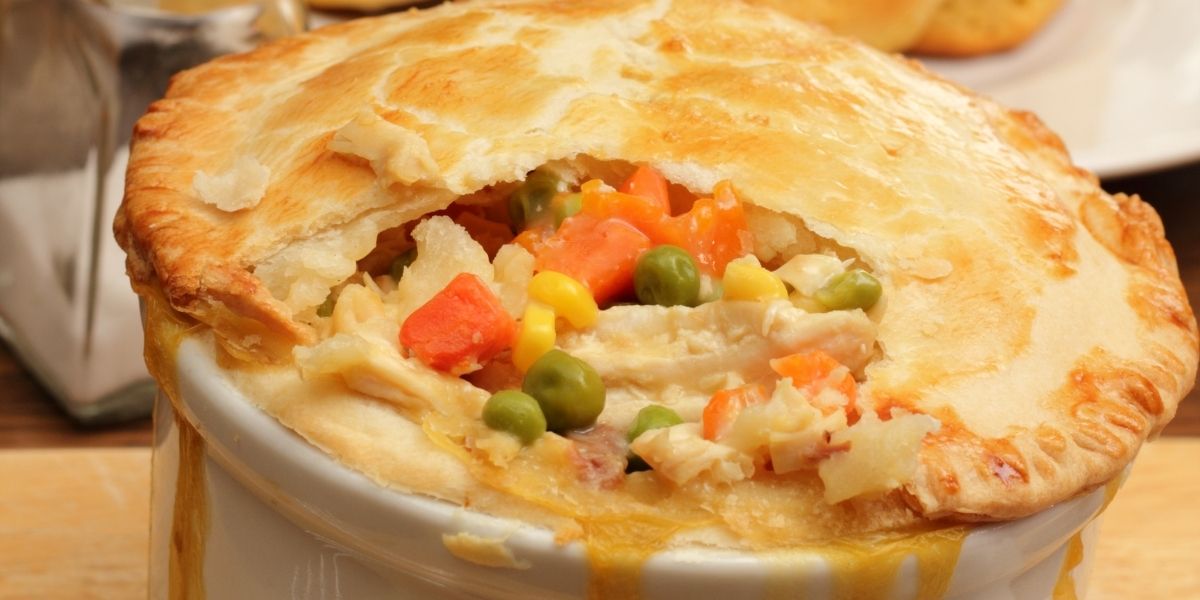Cara Membuat Resep Chicken Pot Pie Dengan Isian Lengkap Untuk Ide Jualan